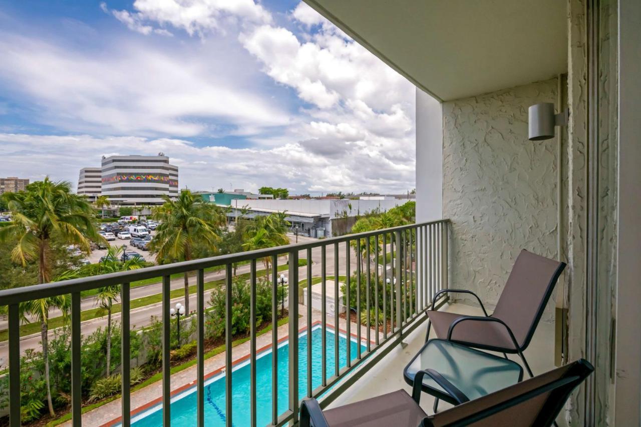 Best Western Plus North Miami-Bal Harbour Exteriör bild