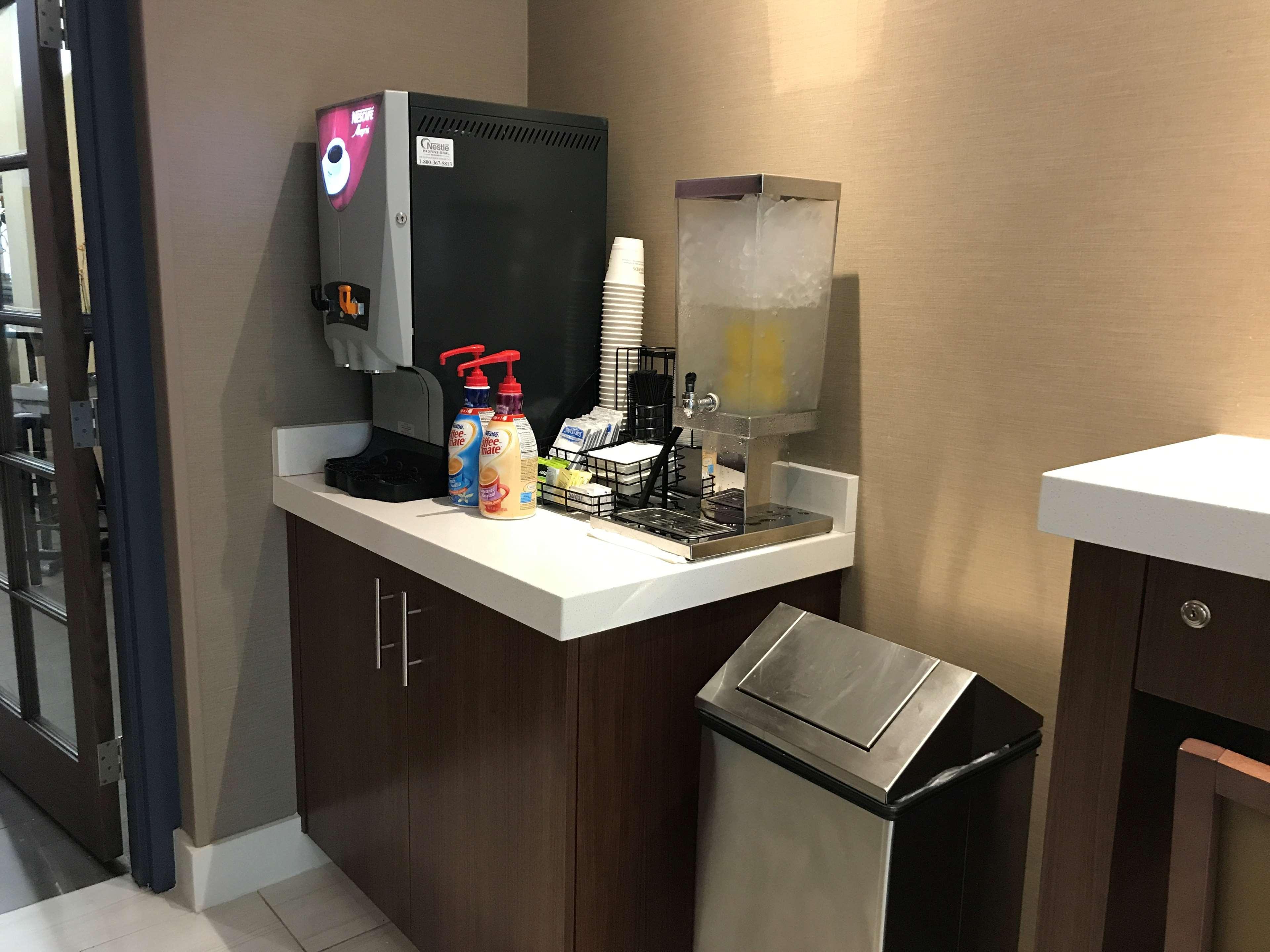 Best Western Plus North Miami-Bal Harbour Exteriör bild