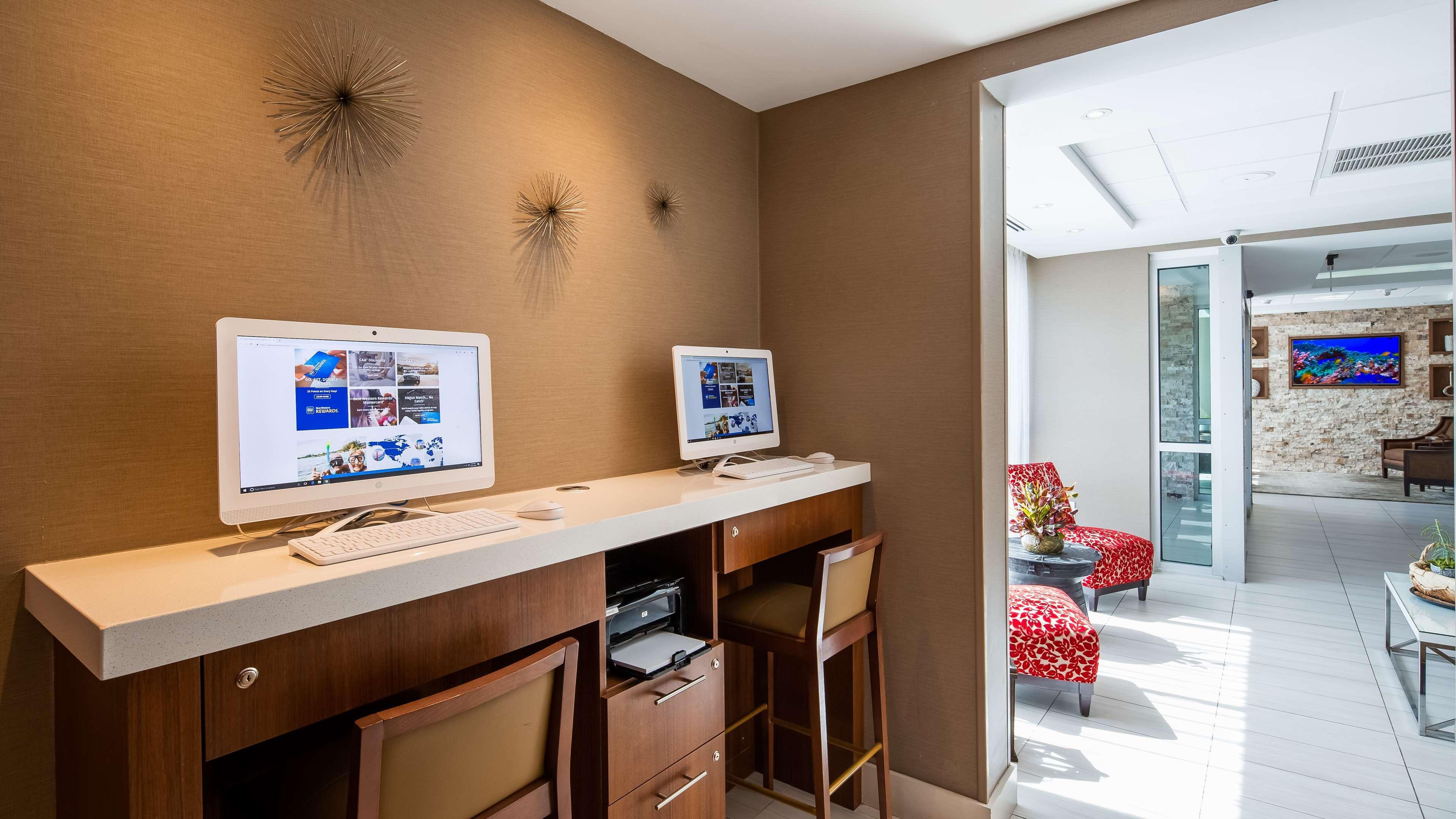 Best Western Plus North Miami-Bal Harbour Exteriör bild